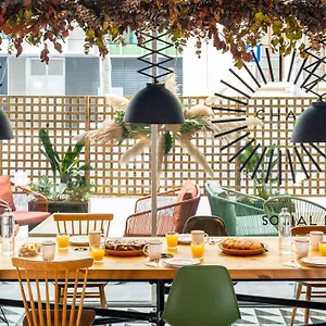 Ibis Plaza Glòries 22@ 2* Barcellona