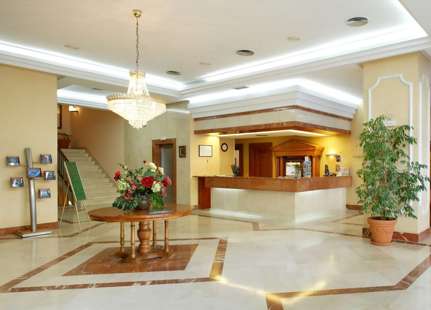 קדיז Hotel Monte Puertatierra